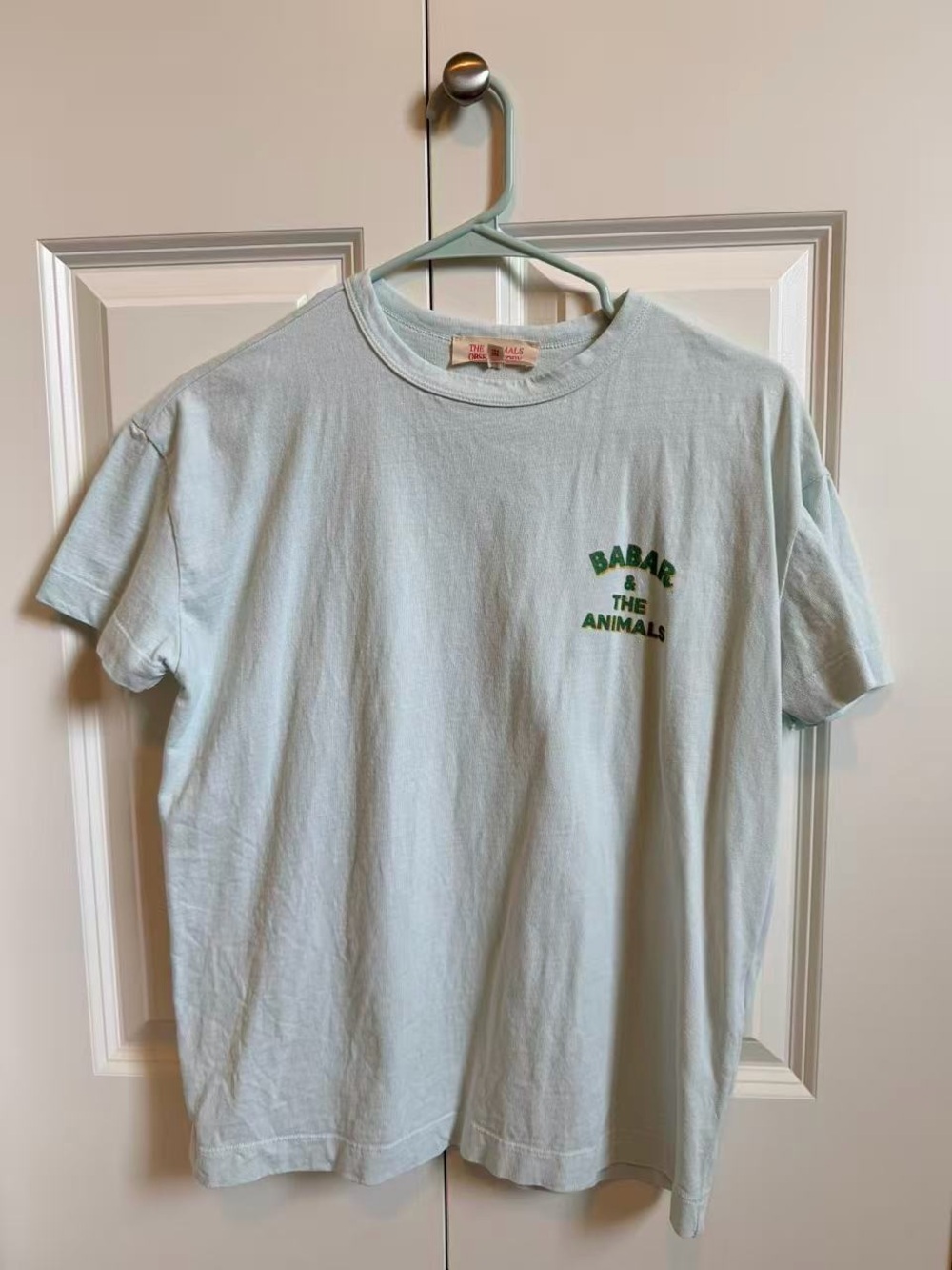 The animal observatory Babar & The Animals Light Blue Graphic Tee size 14
